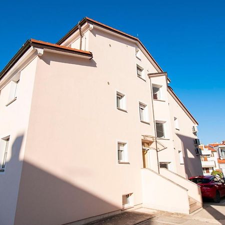 Apartment Sun プーラ エクステリア 写真