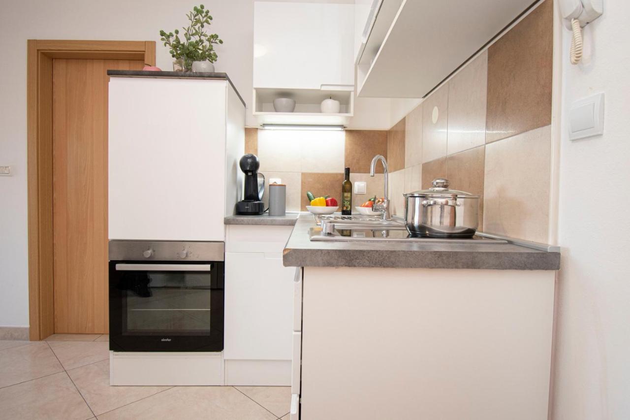 Apartment Sun プーラ エクステリア 写真